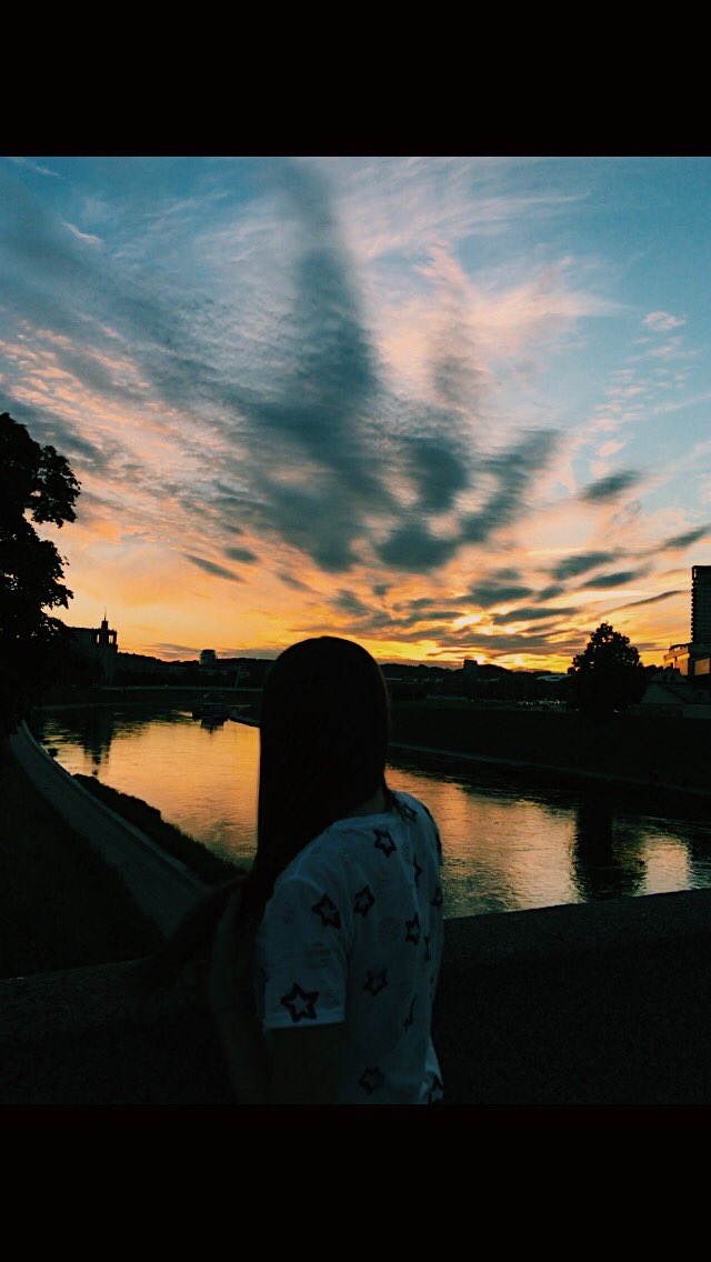 _d_for_dan_'s tweet photo. @MarkDohner #DOHNATION #butdatsunsettho #Lithuania Hi to the entire Dohnation from Vilnius, Lithuania !!! https://t.co/Nx2aEORoeu