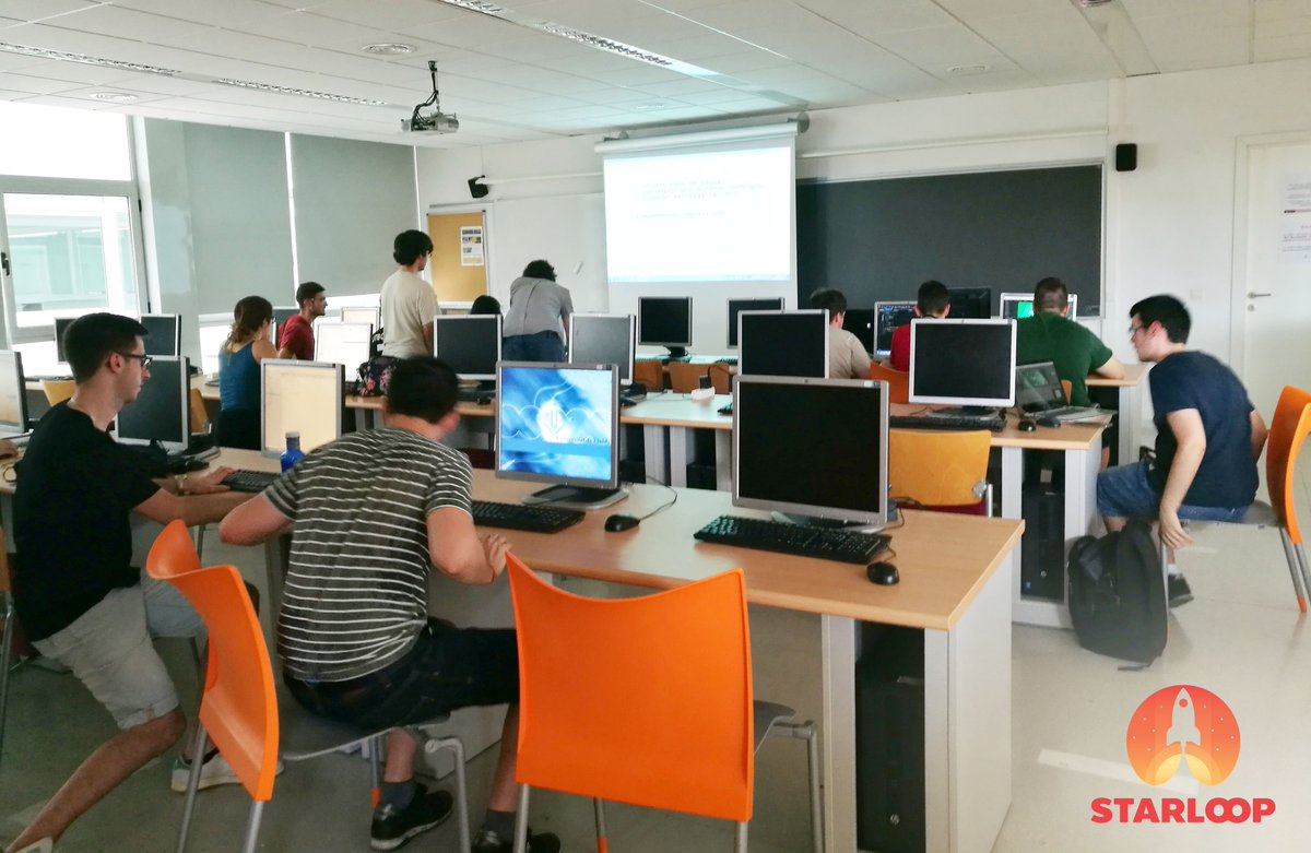 starloopstudios's tweet image. Curso de desarrollo de videojuegos con @unity3d. Una experiencia fantástica. 
#starloop #videogames #UdL 

+ info: goo.gl/oPZWFH