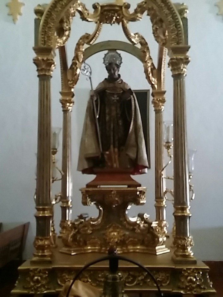 Nuestro @GrupoJoven_DNJ colabora en la entronización de S. Benito Abad y en el altar efímero a la Virgen del Carmen de la ermita del patrón.