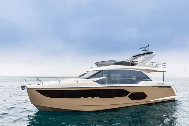 yatvitrini's tweet photo. Yeni Absolute 58 Fly .. https://t.co/rjcAsfPE16 #absoluteyachts #absolute58fly #motoryacht https://t.co/EXMpmq0cf9