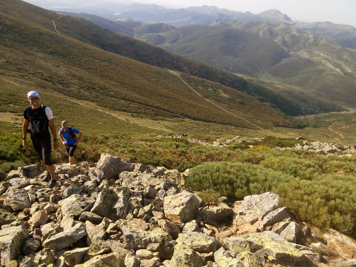 ultrampalentina's tweet photo. El sábado Álex, Eladio y servidor visitamos el nuevo tramo #UTMP2017 10K con 1000+ ¿Os gusta? Fotos de Álex!! @PalenciaTurismo @TrailCyL https://t.co/UMbBikfglf