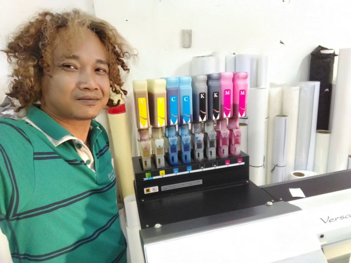 BNoiky's tweet photo. #me #pic #tweetme #graphicdesign #advertise #graphicalproject #digitalprinting #cmyk #rolland #outdoor #indoor #tiff #salamsambungrasa https://t.co/d35wGCA5D6