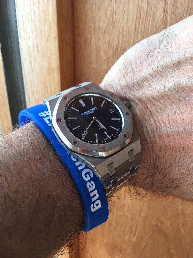 edrosin's tweet photo. In other news, I appear to have left lunch @NobuMalibu with @LAWatchGuy @AudemarsPiguet Best lunch ever? No doubt. https://t.co/1cbFAKJtlU