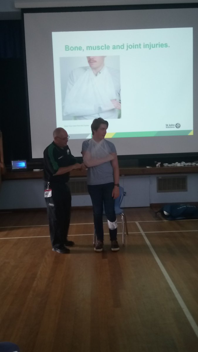 Permana_bio's tweet photo. #DofE #framcomms Jake showing how its done! https://t.co/TPegPVx6XV