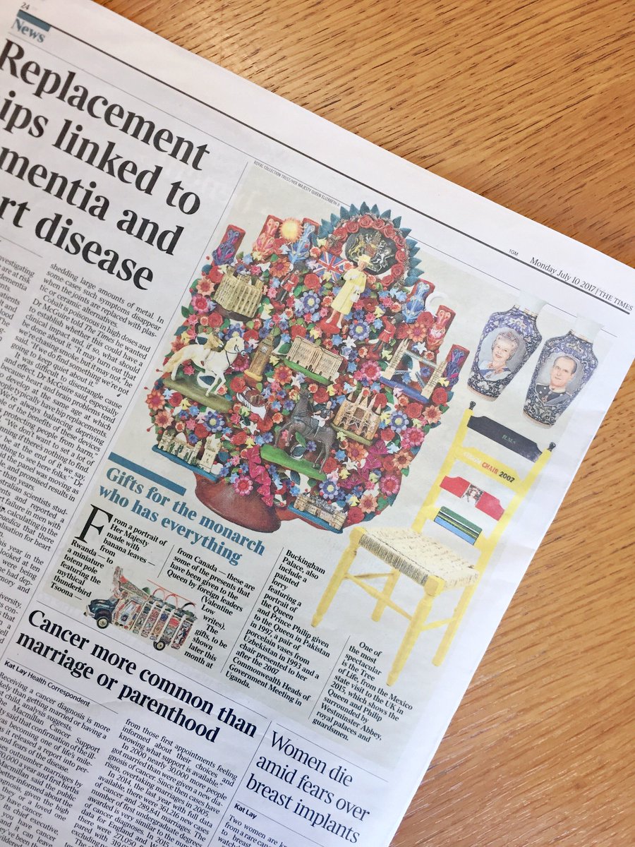 Embamexru's tweet photo. Árbol de la Vida que @EPN regaló a SM La Reina Isabel II @theroyalfamily durante su Visita de Estado en el #AñoDual #MXUK2015 Via @thetimes https://t.co/N7W8uEPfne