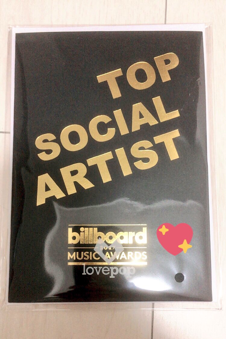 cher_bts's tweet photo. 3万フォロワ様感謝イベント🙇🏻‍♀️💜

BBMA記念lovepopカード(未開封)を1名様にお送りします。

参加方法: 👉🏻RTのみ👈🏻
当選者発表: 7月17日(月)

郵送でお送り致しますので住所教えても大丈夫って方(日本国内のみ)
料金は私が負担します！
質問はDMで✨ https://t.co/tbd14CXfjd