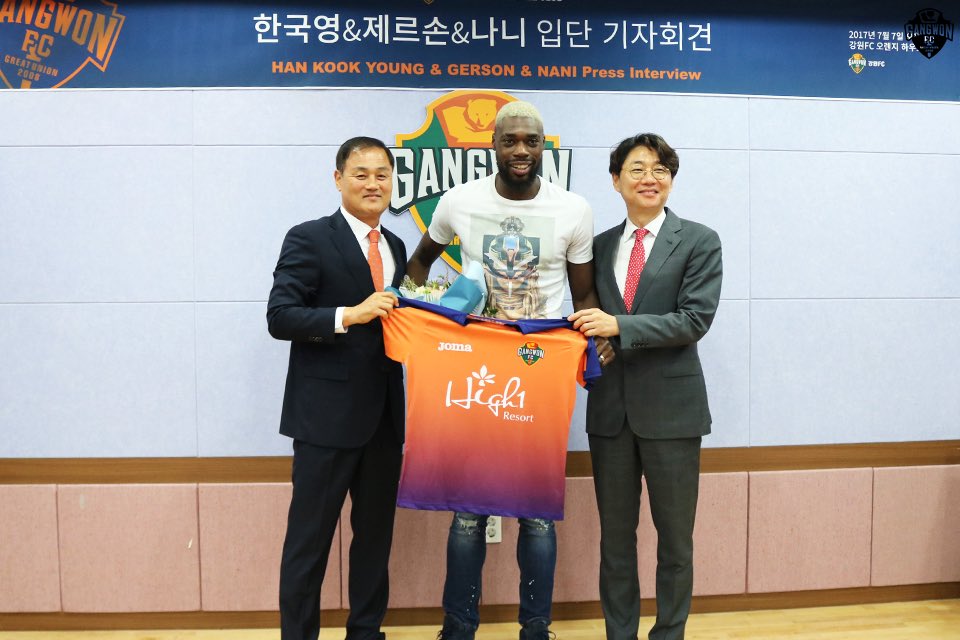 Nouveau championnat, nouveau défi pour moi. Hâte de pouvoir réussir avec le Gangwon FC 🇰🇷