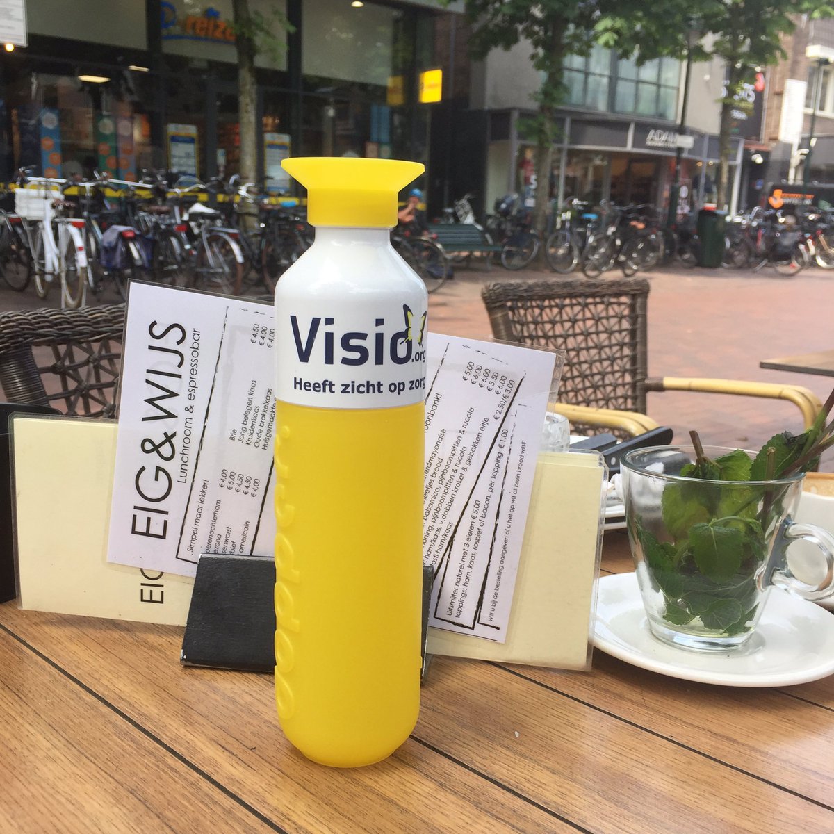 IngenWDCICT's tweet photo. @ChantalMdeVries @AlidaDrenth1 Daarom gebruik ik mijn #visiodopper zo graag. @KonVisio @ElizabethKalis https://t.co/2RFCjaTcZ5