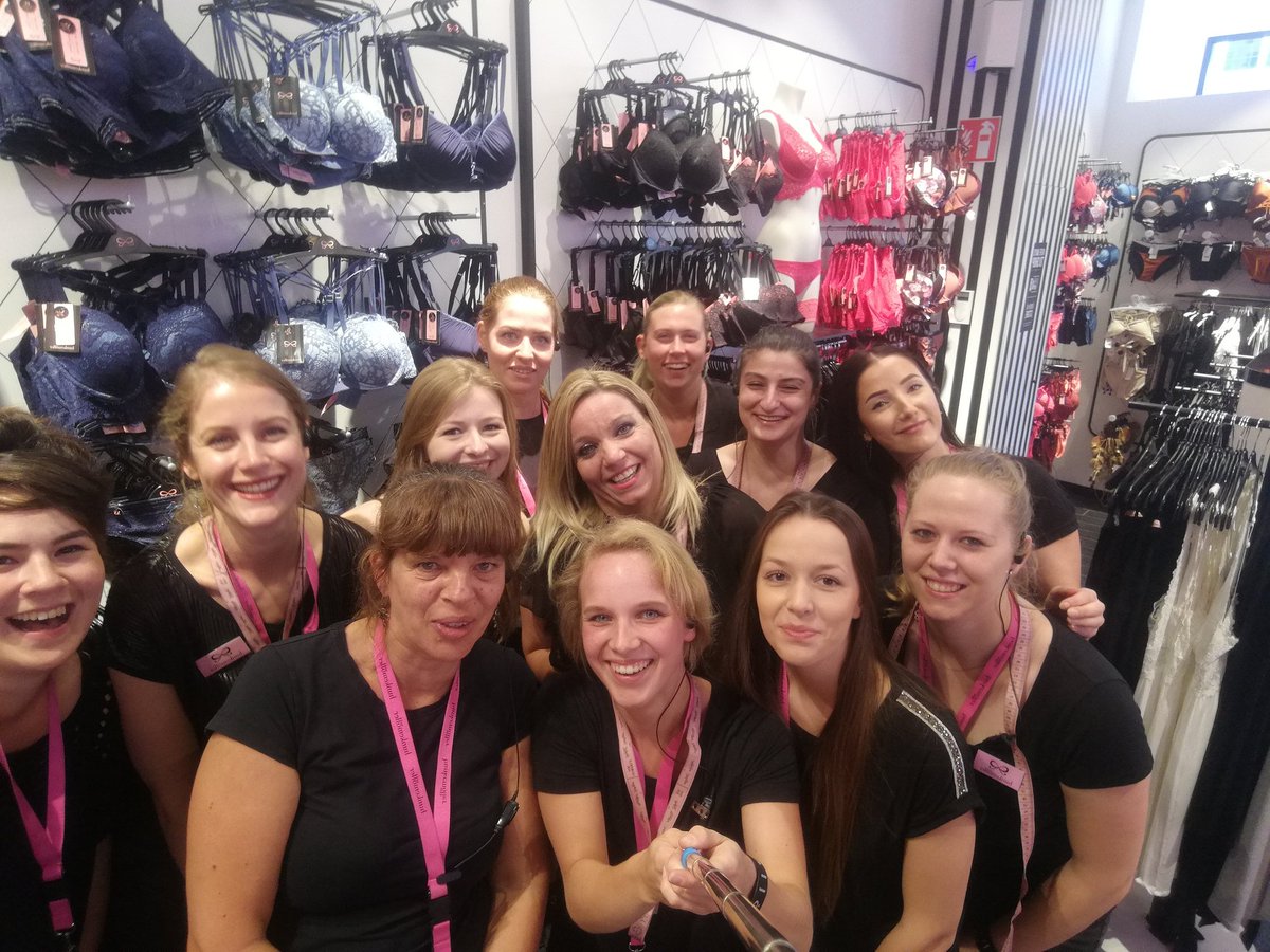 SELFIE before the storm!! 📸😀 #hkmambassador