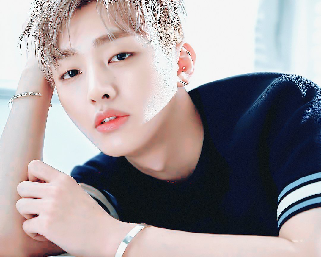 юн джисон. юн джи сон. юн джисон wanna one. юн джисон produce 101. юн джи сон wanna one.