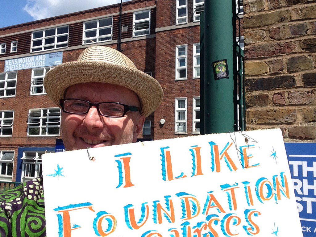 Support Further education in  North Kensington