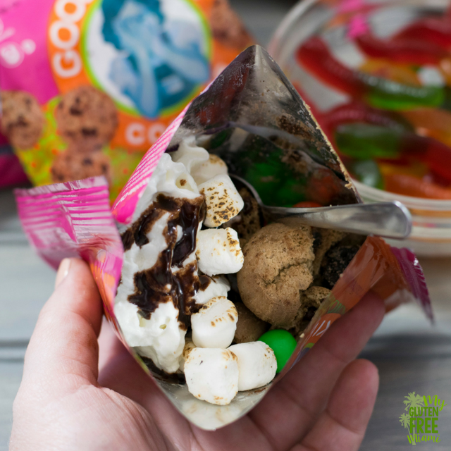 eatatourtable's tweet image. Gluten Free Campfire Dessert Bags myglutenfreemiami.com/gluten-free-ca…