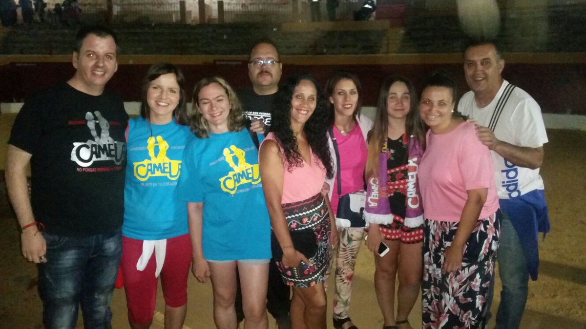 ClubCamela's tweet photo. @WomanCamela @DioniMartin Villamayor de Santiago!! Gran noche!! Este club presente una vez más!! https://t.co/3hvSvjDFue