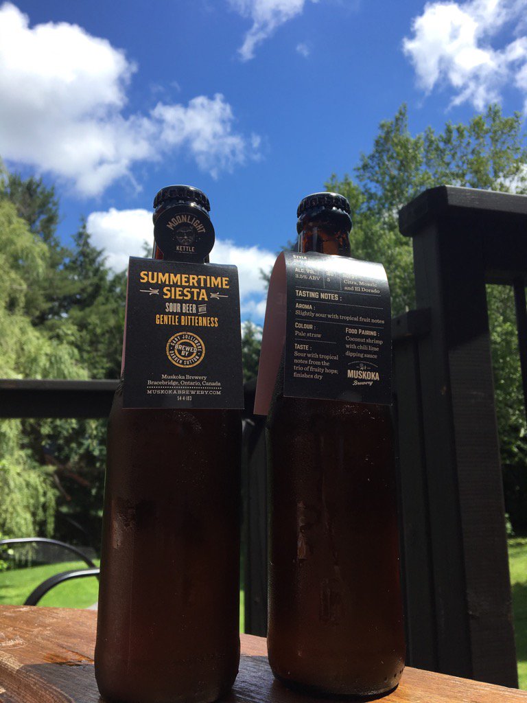 CoolAsMunro's tweet photo. This is how you day off! Shoutout to @MuskokaSutton &amp; Gary for this special treat. #SummertimeSiesta #MuskokaBrewery https://t.co/2Xkhwx6iu1