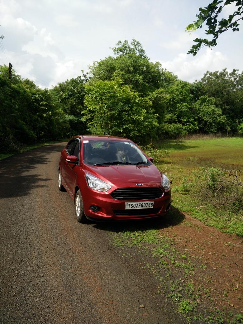 #fordmoments exploring is always fun with #fordfigo #ananthagirihills