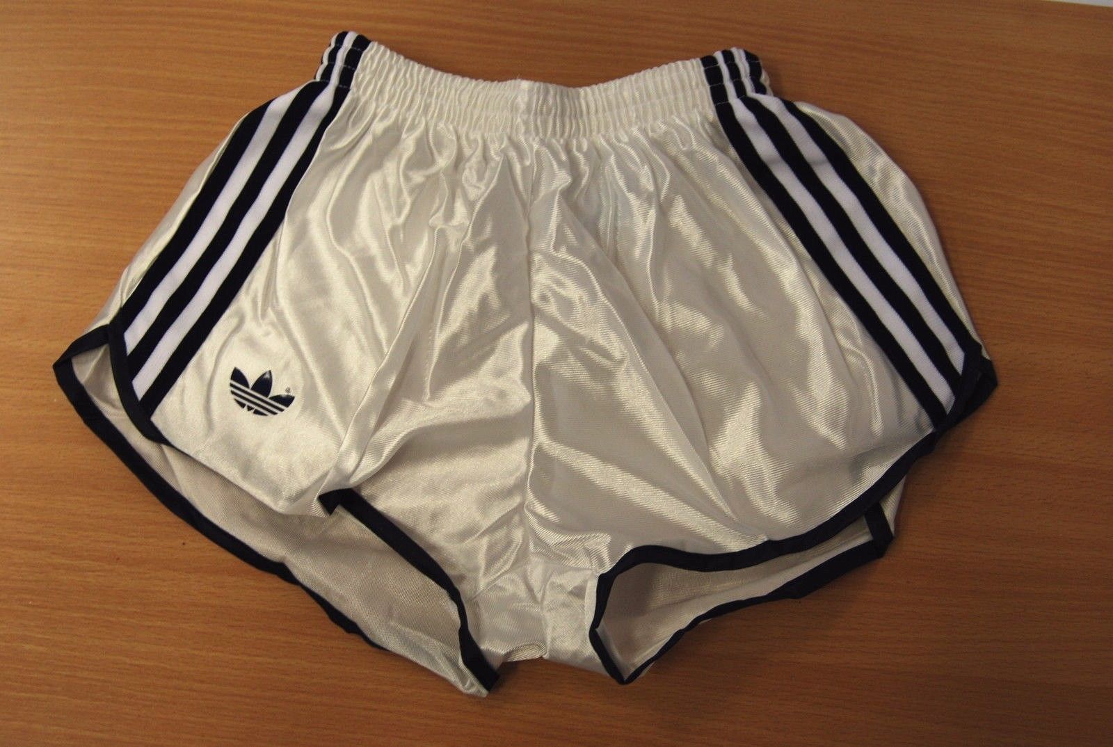 Vote Vintage on X: "Vtg Deadstock 80s Sprinter Shorts XS Extra Small 28" W F76 https://t.co/ml2FvA007m #adidas #deadstock #ibiza2017 https://t.co/AhwA51el7o" /