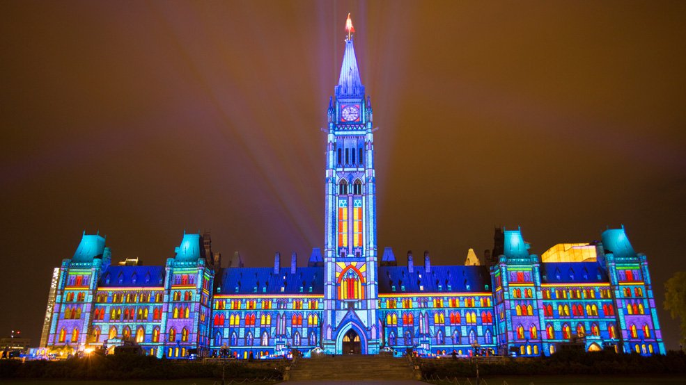 Coming up next on the @MeehanCarolAnne show, details on this year's sound and light show on Parliament hill. https://t.co/tqBbMhc4cP