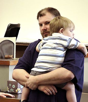 MISupremeCourt's tweet photo. Van Buren drug court graduates five - @HeraldPalladium https://t.co/Zm1kSTTXxX #DrivingChange https://t.co/ylSRooizCU