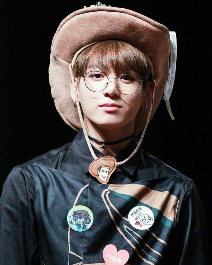 Sweetiepiee On Twitter Jungkook In Glasses Is What I Live For