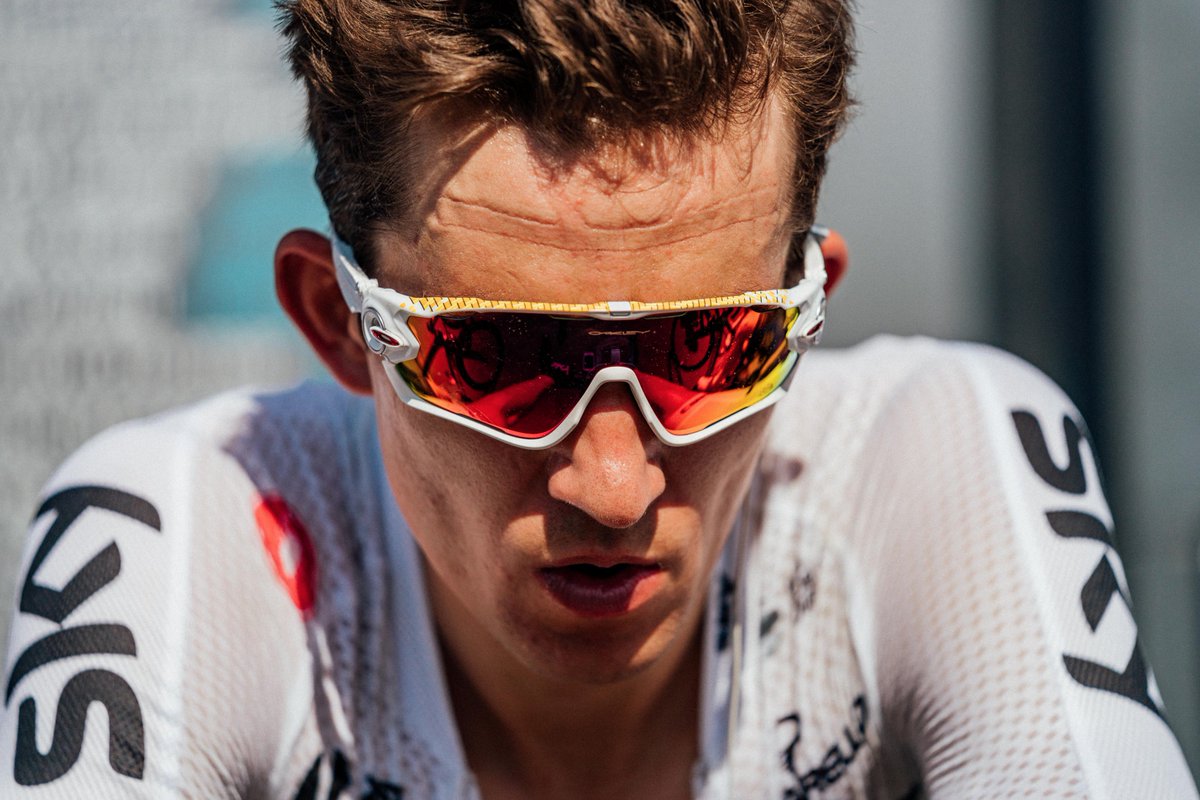 Simply RT & follow @TeamSky for a chance to win one of three pairs of @Oakley Tour de France sunglasses! T&Cs: teams.ky/TDFOakley