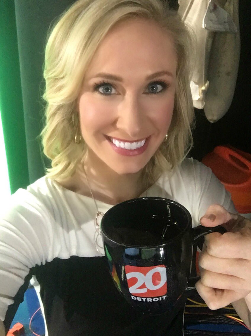 JennaWils's tweet image. #JustOneMoreCup #ForRealThisTime 😬😂 #iamawake #earlyrisers #happymonday