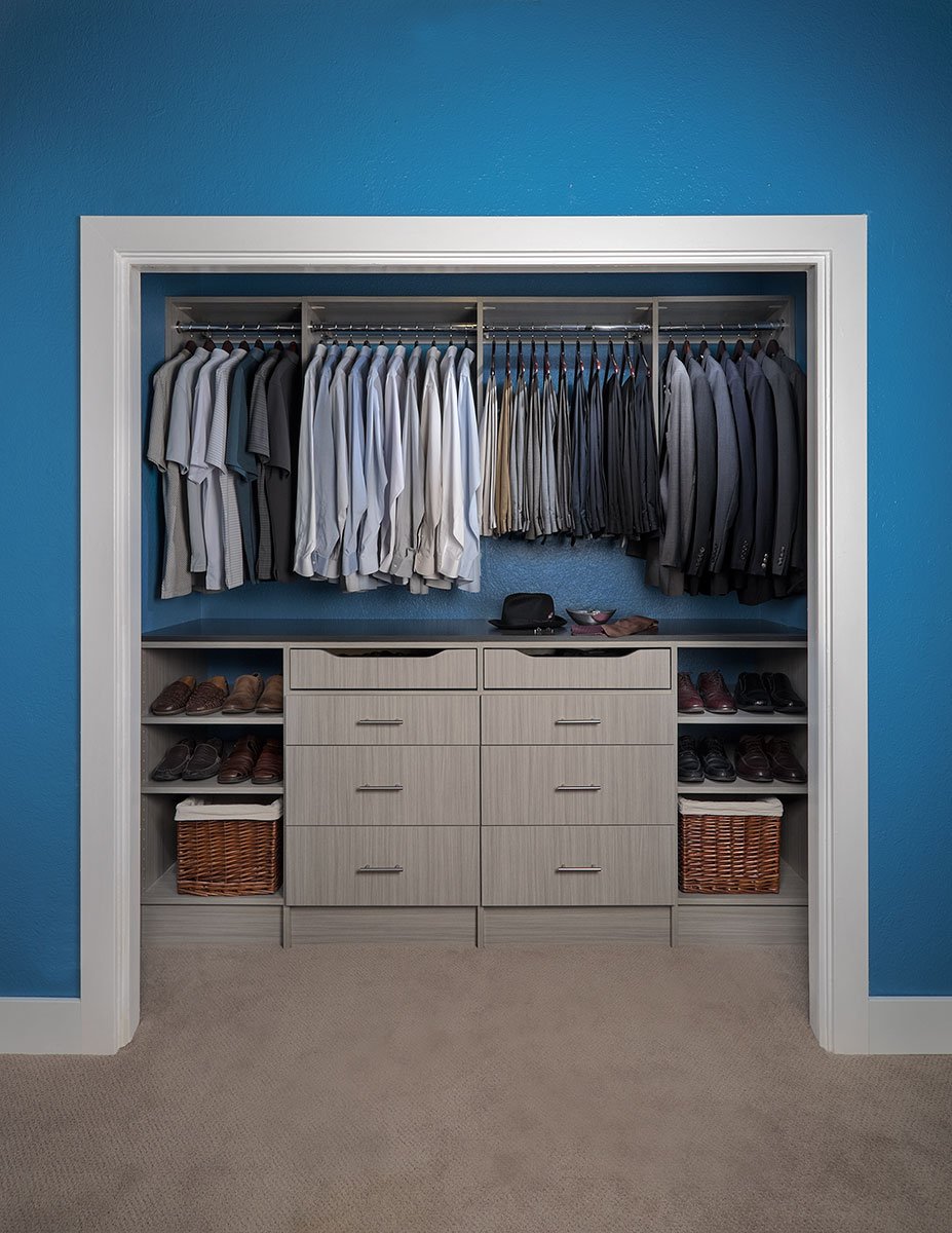 BirdieBrennan's tweet image. Drawers in your reach-in can be a #gamechanger!
#customcloset #organizedstyle #closetmakeover