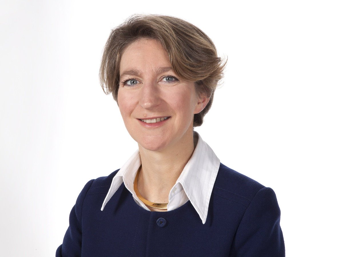 Bienvenue à Madame Nathalie Brunelle de @Total au sein du CA de l'@UIC_chimie goo.gl/eetfwT #chimie #industrie