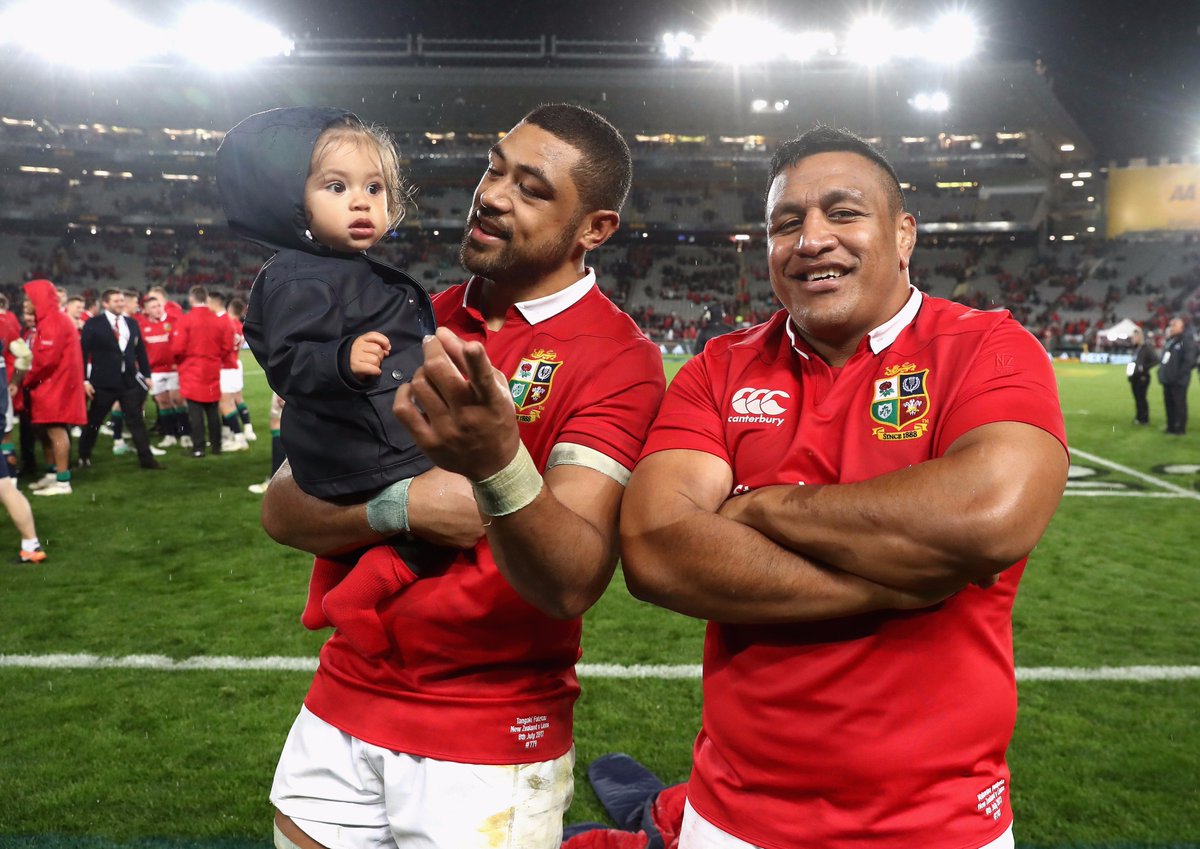 BathRugby's tweet image. A proud family occasion for @bathrugby's @taulupe Faletau &amp;amp; @Saracens' @Mako_Vunipola at Eden Park on Saturday. #LionsNZ2017