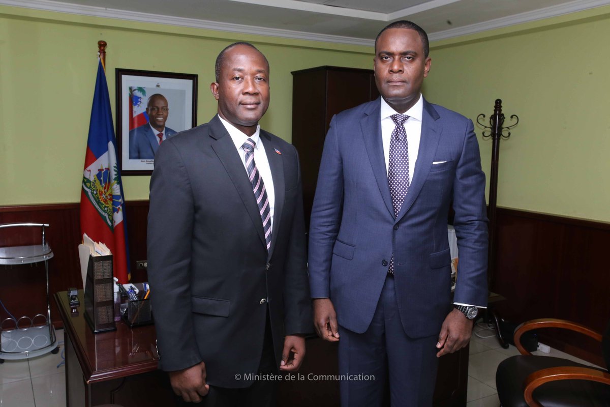 calvincadet's tweet photo. #Instantané Je reçois pour la 6e sortie des #LundiDeLaPresse le Directeur Général du MJSP, Dr. Jean Claudy Pierre https://t.co/NOugONsJWm