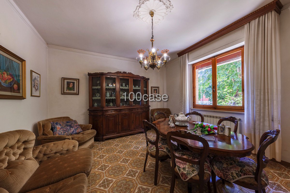 100_case's tweet image. #MonteAmiata #Toscana #AbbadiaSanSalvatore #vendita #appartamento piano tera con giardino e garage @100_case