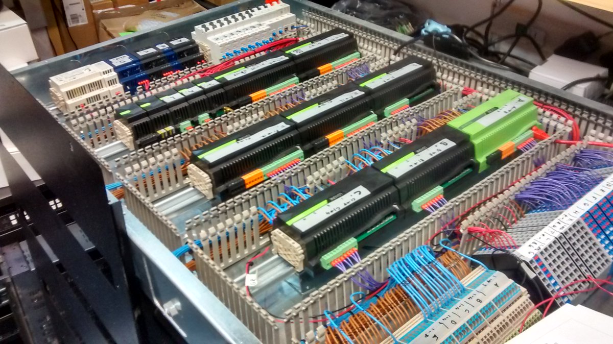 InspiroSmart's tweet image. Been a bit quiet on twitter lately. That's because we have been busy....working. #liveinstall  #loxone  #smarthome  #homeautomation