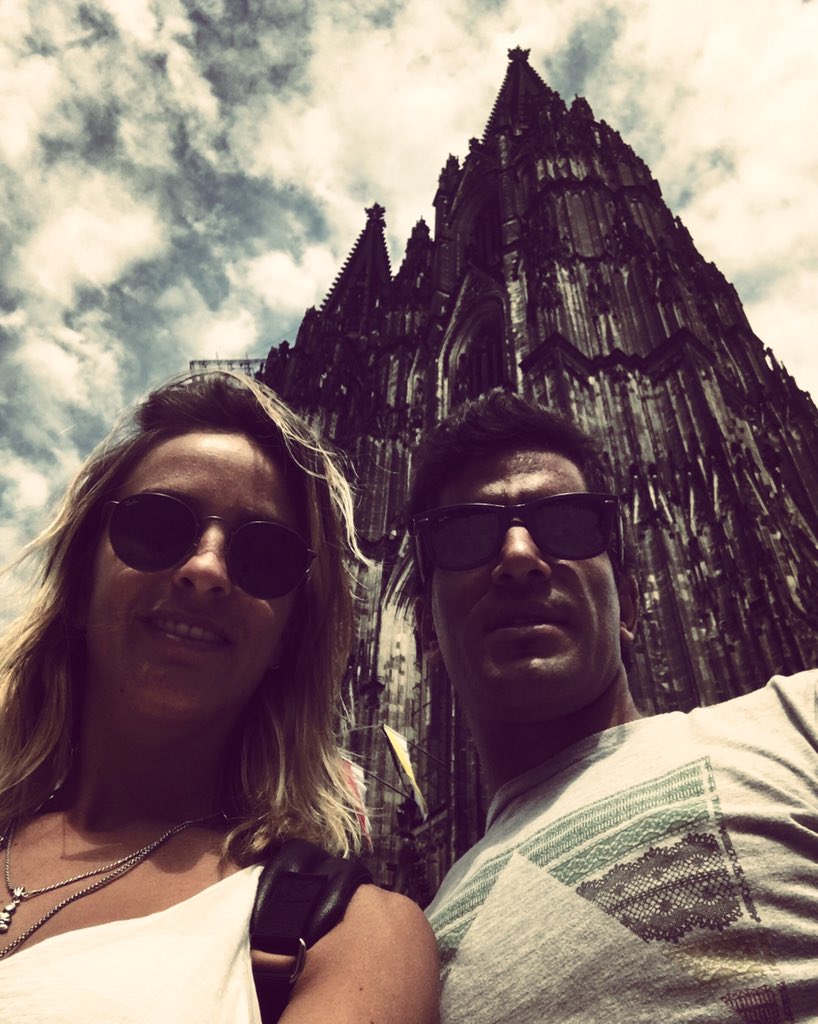 CeciDaffinoti's tweet photo. La vuelta al mundo 🌎 con Machi #catedral #lamaslinda #köln ⛪️ https://t.co/fy4Wy3ij3o