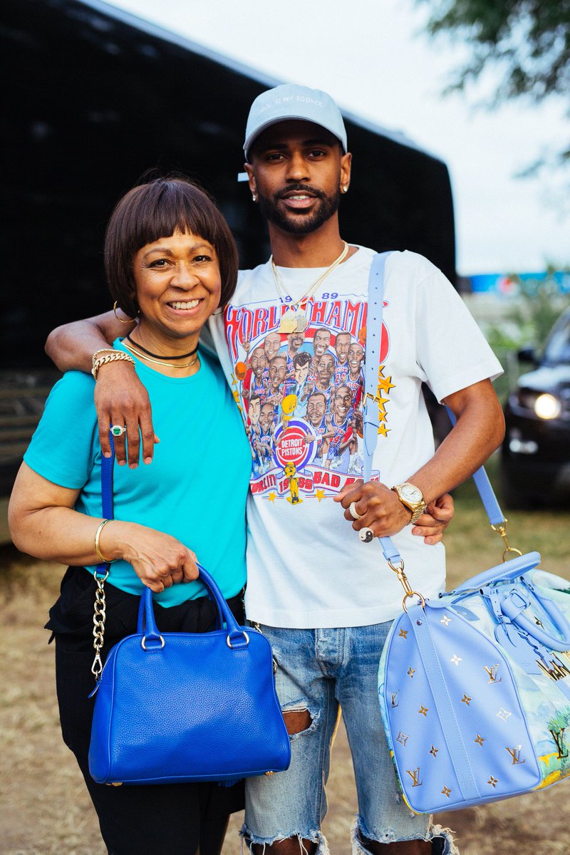 BigSean's tweet image. You'd be a momma's boy too if she believed in you when everyone else was sleep! Momma!!!!