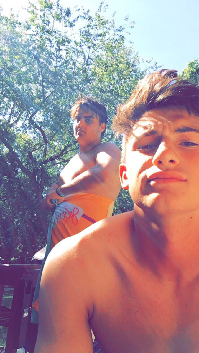 itskeagz's tweet photo. Watch out for old men on your special day👀💋🎉luh you Dommy #happybday #scrapking @domyates123 https://t.co/NUI3zzm0As