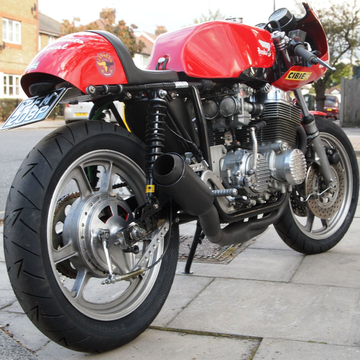 Bike of the week. One of only six made a 1972 Dave Degens Dresda framed JapAuto Endurance Racer SOHC Honda #lemansclassic