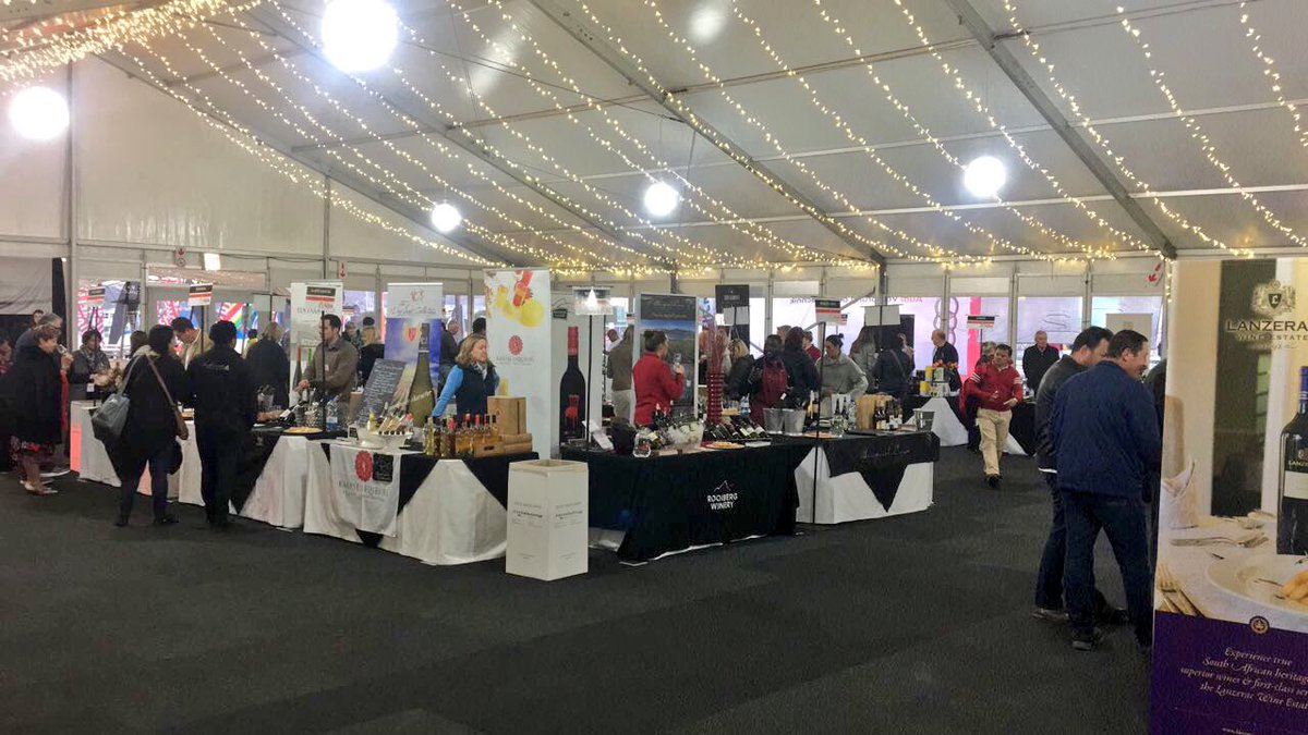 Klein Welmoed (@kleinwelmoed) on Twitter photo We're at the <a href="/knysnawinefest/">Knysna Wine Festival</a>! Eron is waiting to introduce you to our #FoothillsVineyards wine range #VisitKnysna #OysterFest We're at the <a href="/knysnawinefest/">Knysna Wine Festival</a>! Eron is waiting to introduce you to our #FoothillsVineyards wine range #VisitKnysna #OysterFest