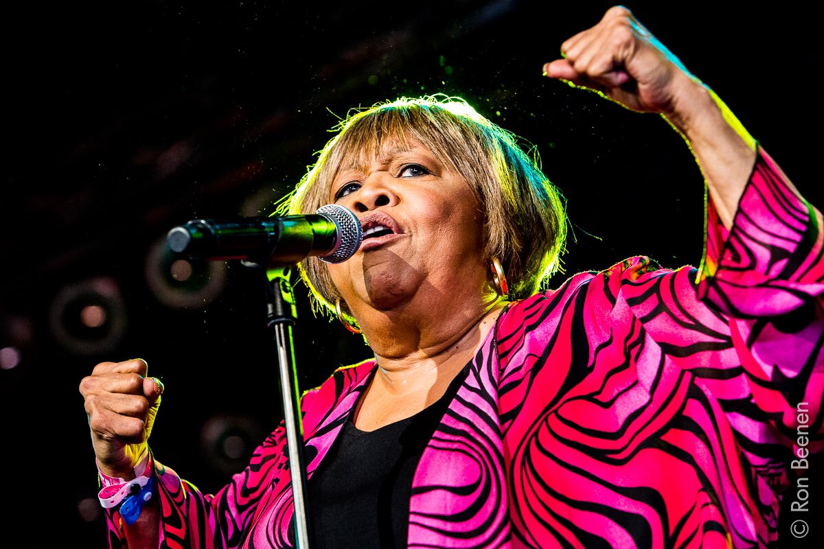 Happy 78th birthday Queen of Gospel Mavis Staples! What a happy, warm and powerful performance yesterday @ 