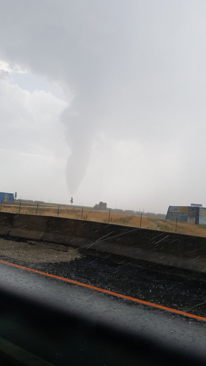 🌪Tornádó volt Bécs mellett!

Videó a cikkben: idokep.hu/hirek/tornado-…

Atex8 észlelőnk fotója, köszönjük!