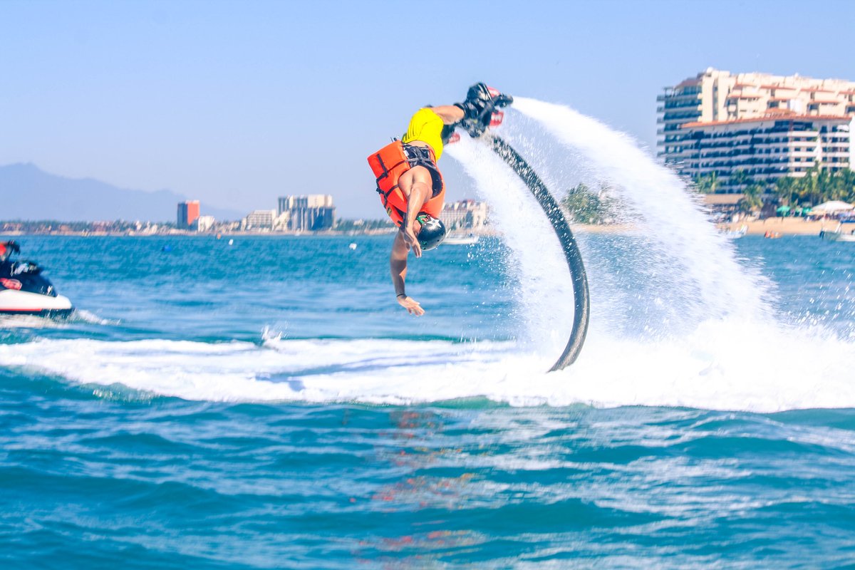 FlyboardPVMX's tweet photo. It’s time to book your next adventure in #PuertoVallarta! ->https://t.co/NOMMZHfK4K https://t.co/fOX1POpelH