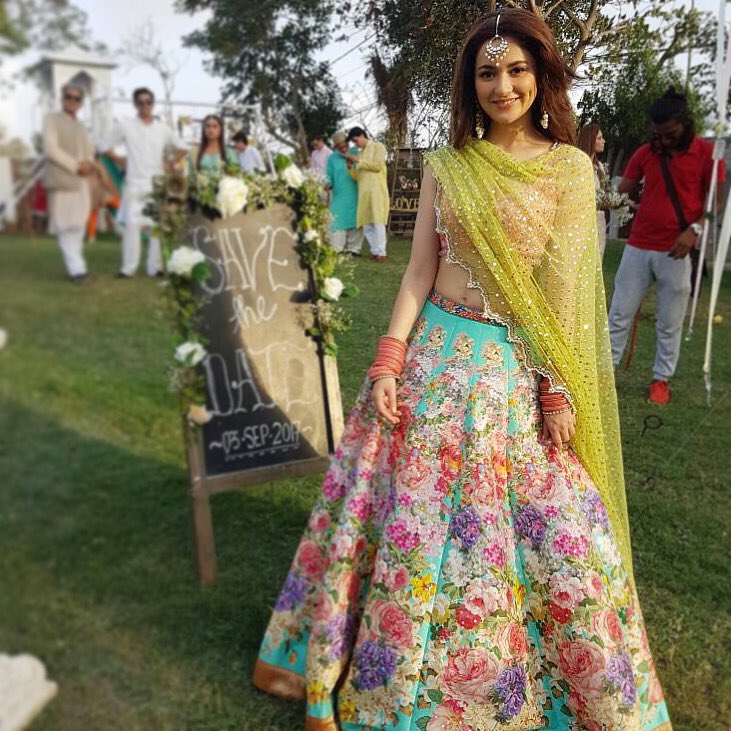 nomi ansari lehenga