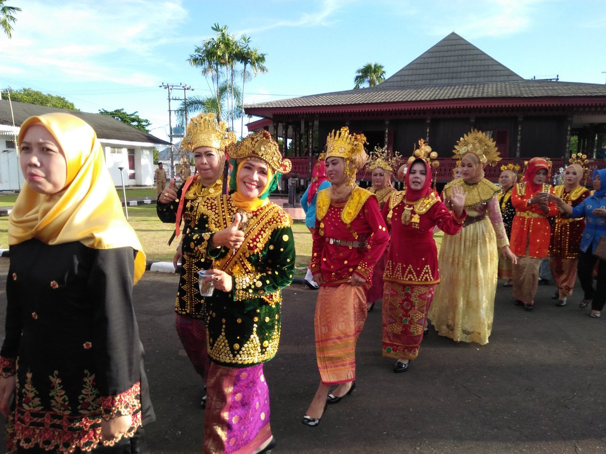 yusnihidayat99's tweet photo. Acra GTK PAUD se Indonesia, Sukses

#runah  itu ibarat pondasi yg tak bertuan#sedih https://t.co/62PoXLB2H7