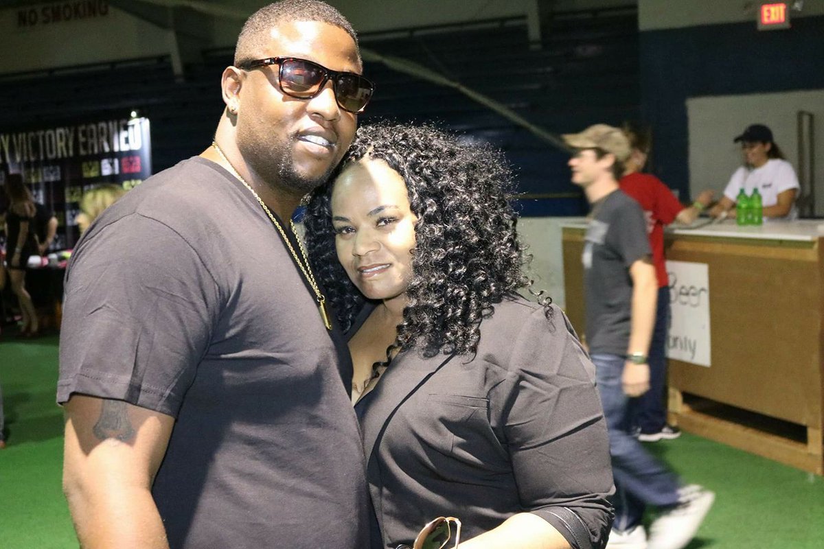 TGSportsLLC's tweet image. Special Thanks to Nicole BeecherInternational President of Black Ceo Detroit Chapter for coming out to the fights.