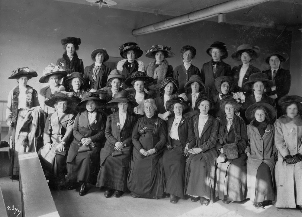 ottawafamtree's tweet image. Database of Records for #Immigrant #DomesticServants 1899-1949 in #LibraryArchivesCanada website
bac-lac.gc.ca/eng/discover/i…