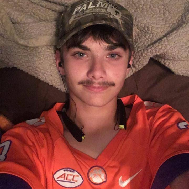 🙌 YASSS It's time for a great show Ghost💚JK👻S&amp;M⭐:#CoinDrop #Stars #
liveme.com/media/play/?vi…