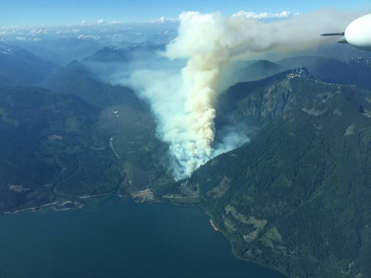 georgiastraight's tweet image. B.C. wildfires and floods show climate chaos is upon us ow.ly/Qiqw30duw1c #climatechange #climate #BCwildfires #BCfires #fires
