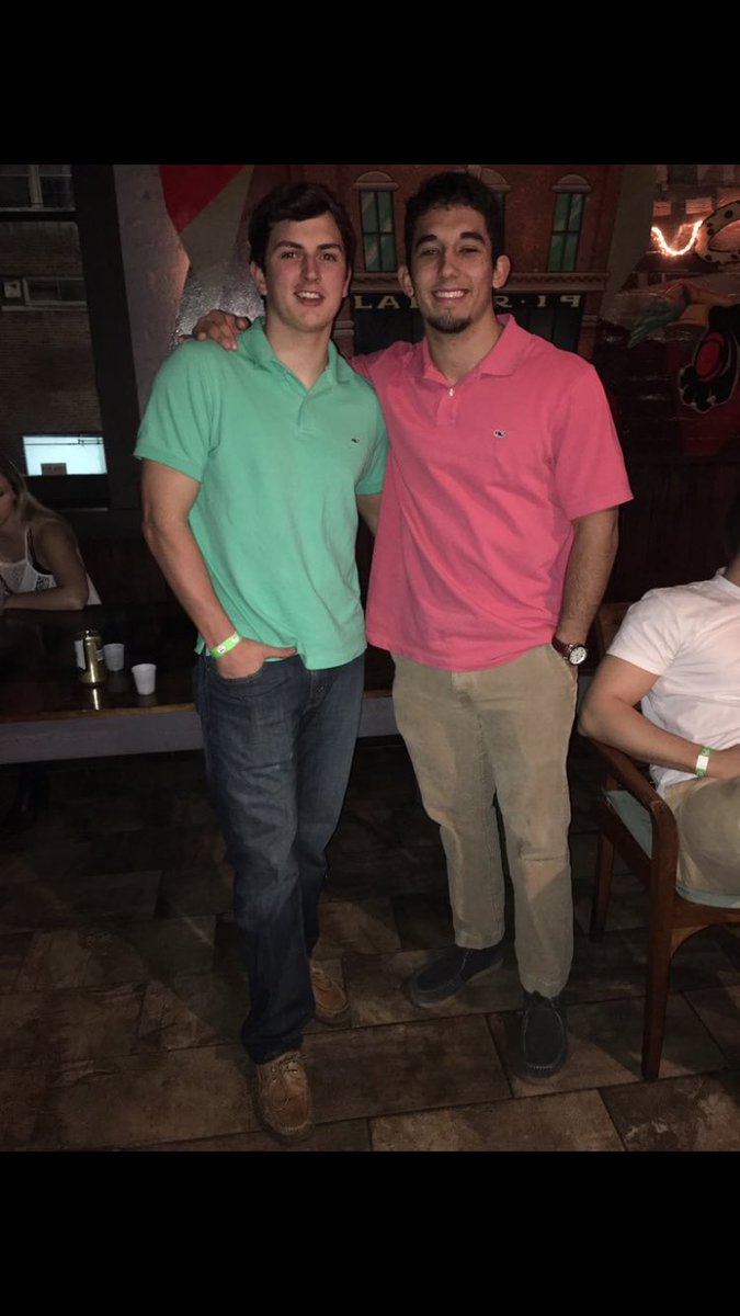 hambrickjon's tweet image. Happy birthday to my little Mexican friend since grade school, I hope your day sucks and I can't wait for you to move away to OU🤓