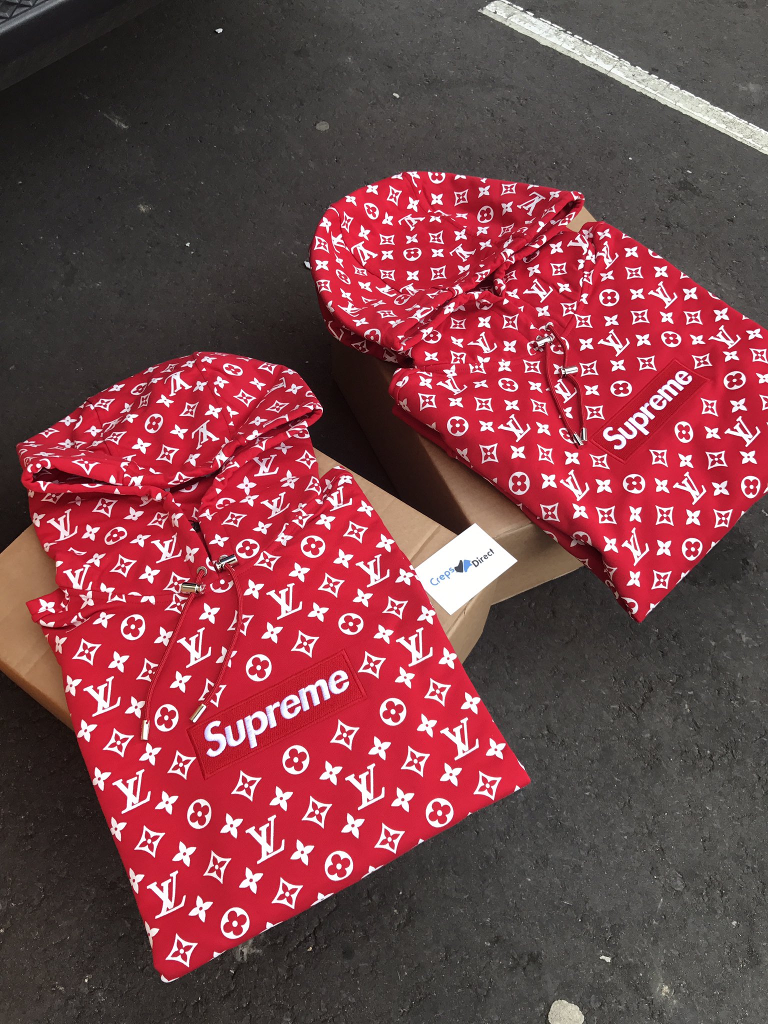 CrepsDirect on X: Louis Vuitton X Supreme Box Logo Hoodie 🔴  Info@crepsdirect.com 📩 #supreme #boxlogo #sauce #louisvuitton #bogo  #SupremeLV #EarthLive  / X