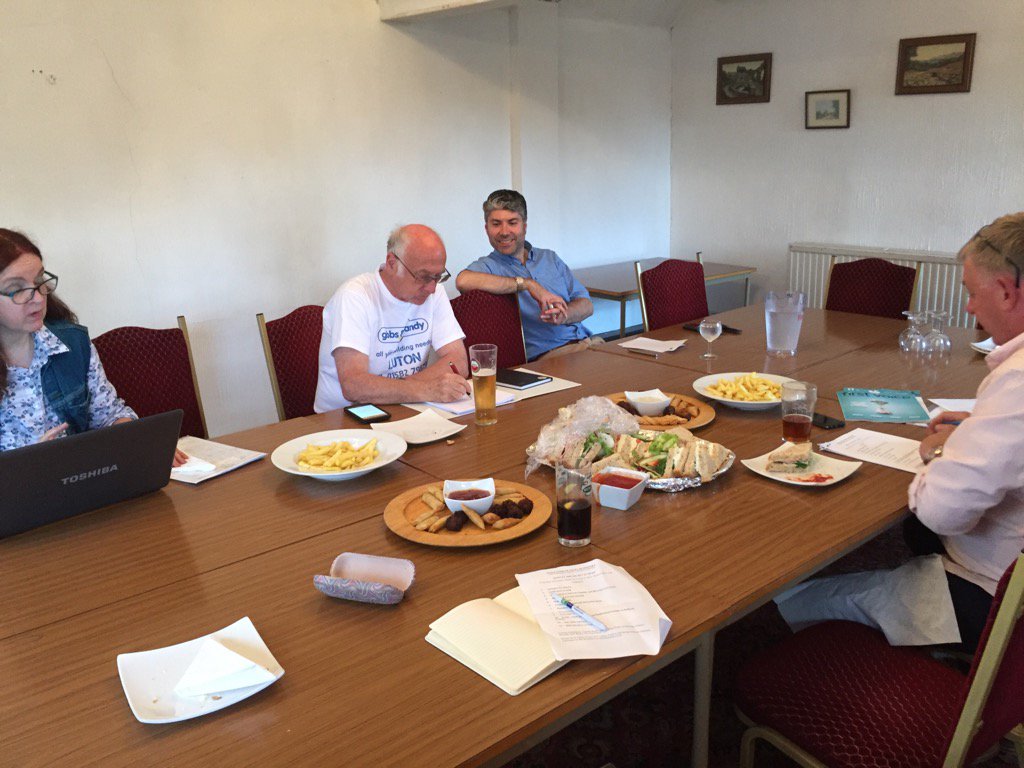 fsbbedcambhert's tweet photo. New venue for #FSBBeds branch meeting Members venue Star & Garter #Silsoe https://t.co/R7xt6BFkNE