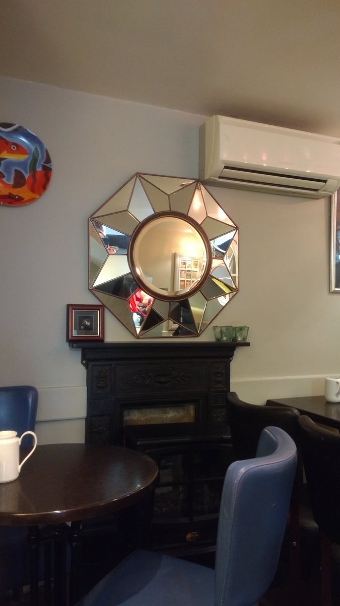 DublinMummy's tweet photo. @jamcafes can you tell me where you got this gorgeous mirror in your Kenmare shop? Fab food here today as always https://t.co/L2ovoF0jHG