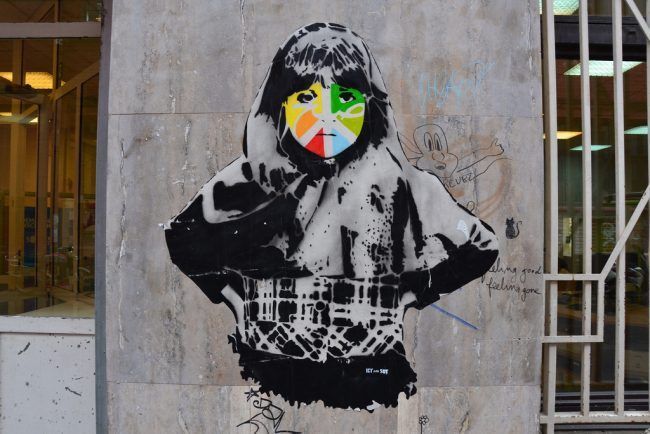 CultureTrip's tweet image. Here are the most inspiring street art from Iran  bit.ly/2uI3PyA